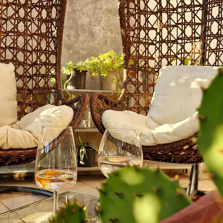 Artisan Design With The View